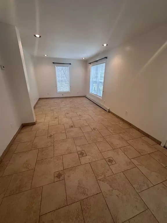 Boston, MA 02124,269 Norwell Street #2
