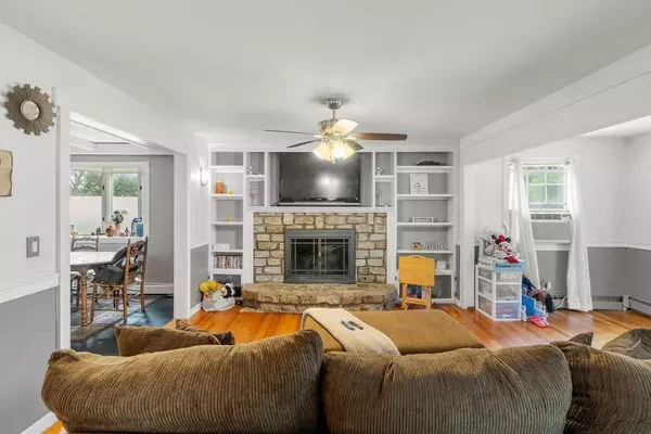 Fall River, MA 02720,274 Primrose