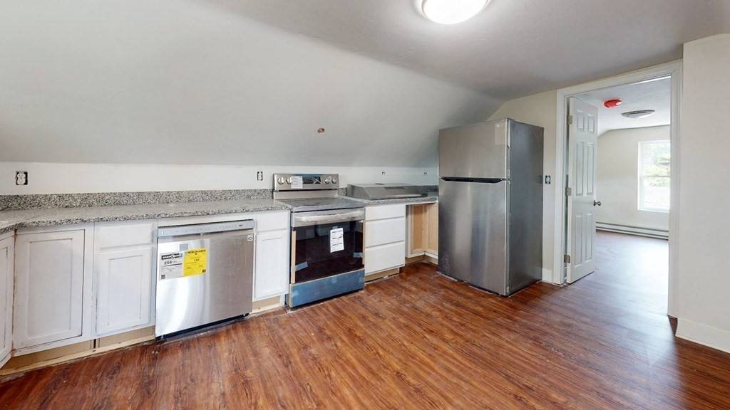Webster, MA 01570,10 Fifth Ave #3