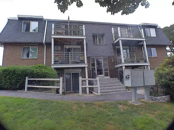 Gloucester, MA 01930,145 Essex Ave #604