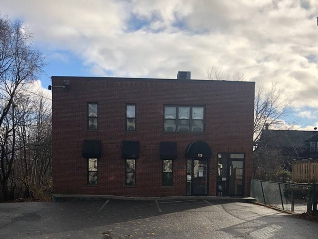 13 E Hoyle St, Norwood, MA 02062
