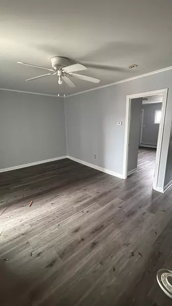 93 Columbia Road #4, Fall River, MA 02721