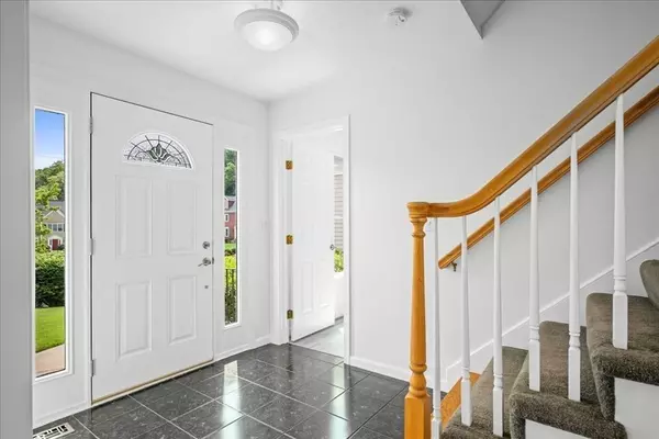 Northborough, MA 01532,14 Vanessa Dr