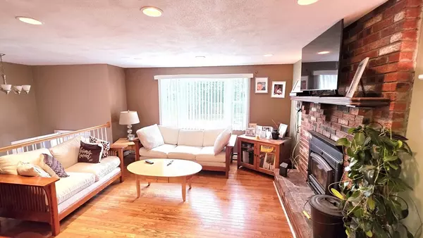 Seekonk, MA 02771,218 Pleasant