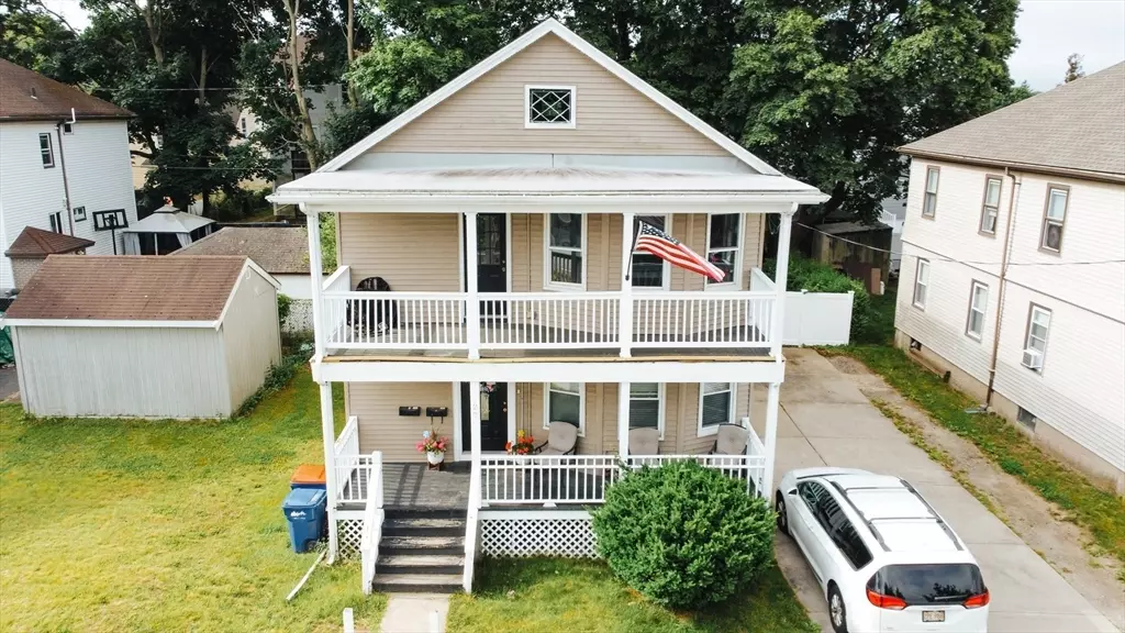 27 Morgan St, Fairhaven, MA 02719