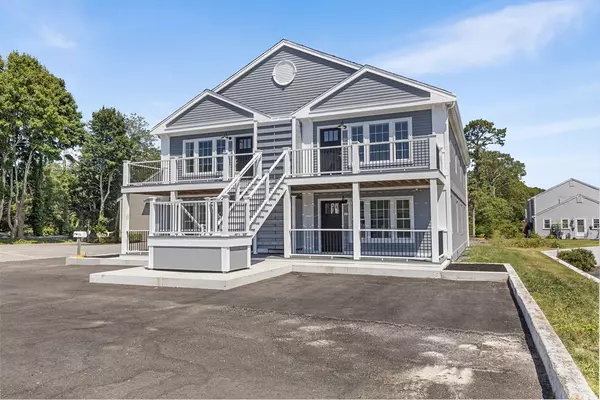 Barnstable, MA 02601,112 West Main #1