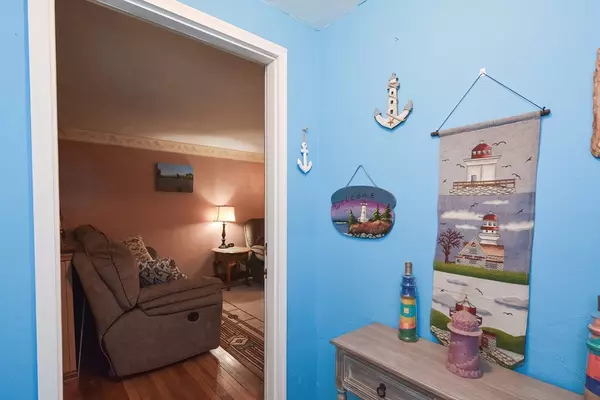 West Brookfield, MA 01585,115 Wickaboag Valley Rd