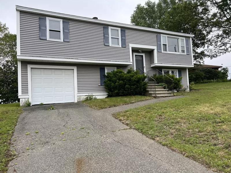 11 Skyview Lane, Woburn, MA 01801