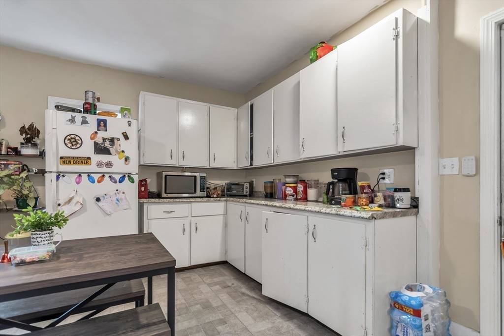 Fitchburg, MA 01420,387 Water St