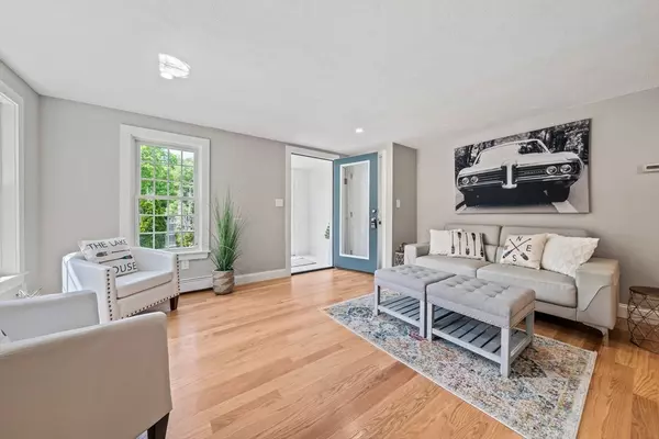 Duxbury, MA 02332,455 Union Bridge Rd