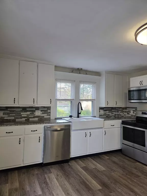 Springfield, MA 01104,28 Hartley St