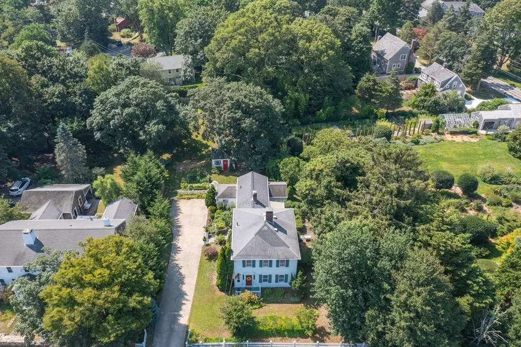 Yarmouth, MA 02675,463 Route 6a