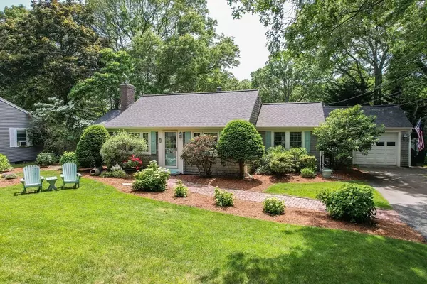 105 Pond St, Yarmouth, MA 02664