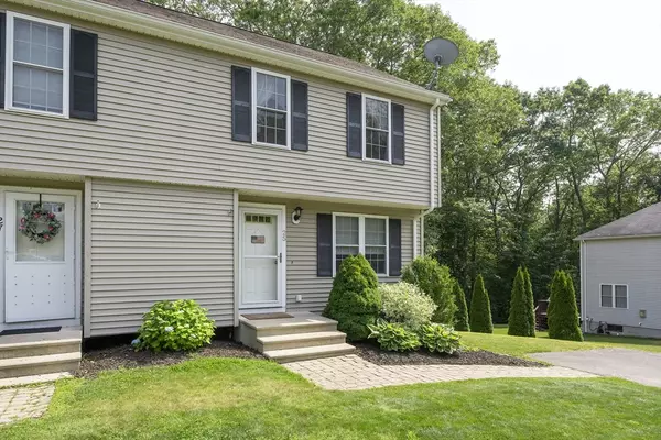 Plainville, MA 02762,25 Sharlene Ln #25