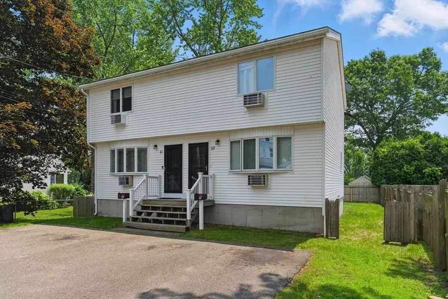 59-61 Hawthorn St, Chicopee, MA 01020
