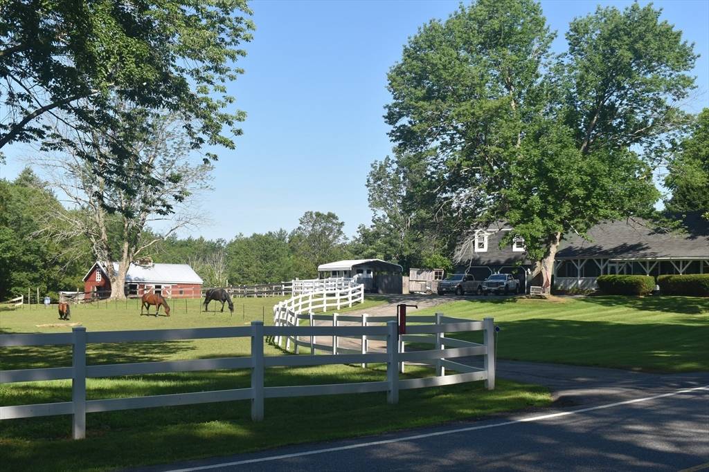111 Northwest Road, Spencer, MA 01562