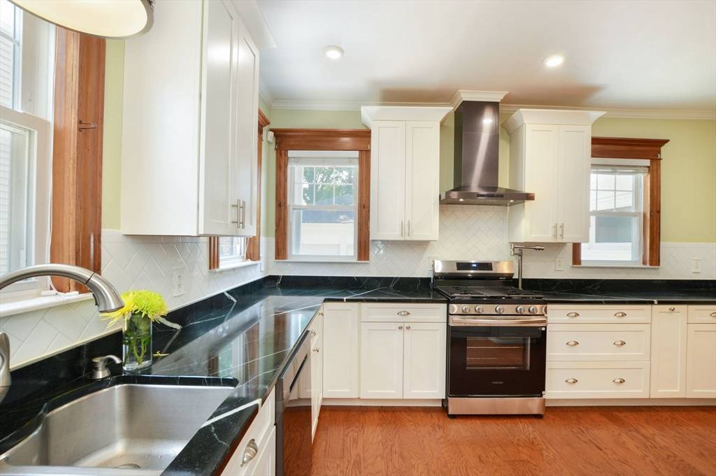 New Bedford, MA 02740,78 Ryan St