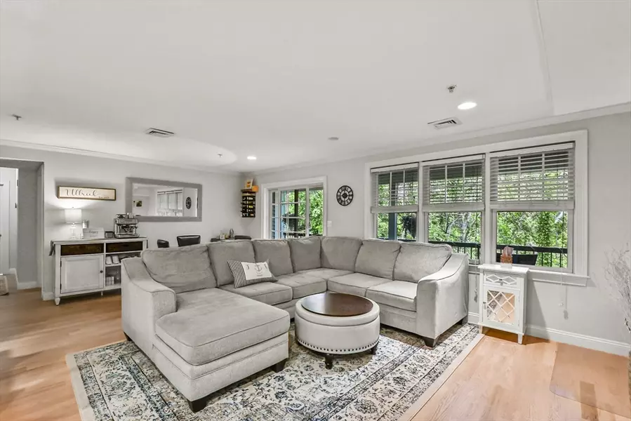29 Maple Street #C, Canton, MA 02021