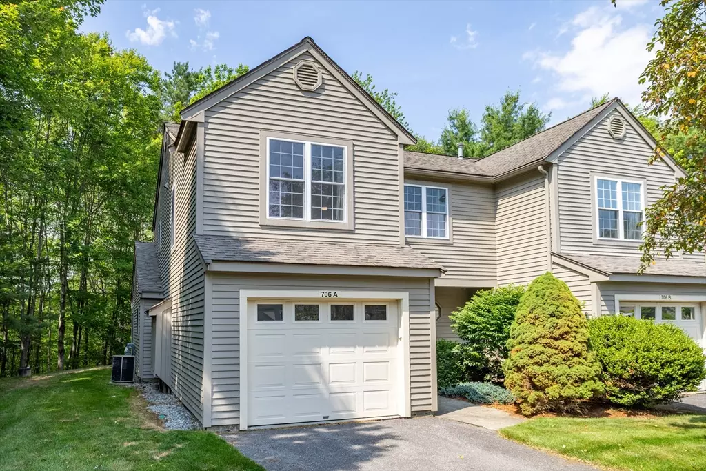 Clinton, MA 01510,706 Ridgefield Cir #A