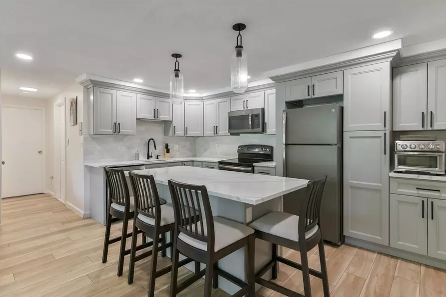 56 Coffey #7, Boston, MA 02122