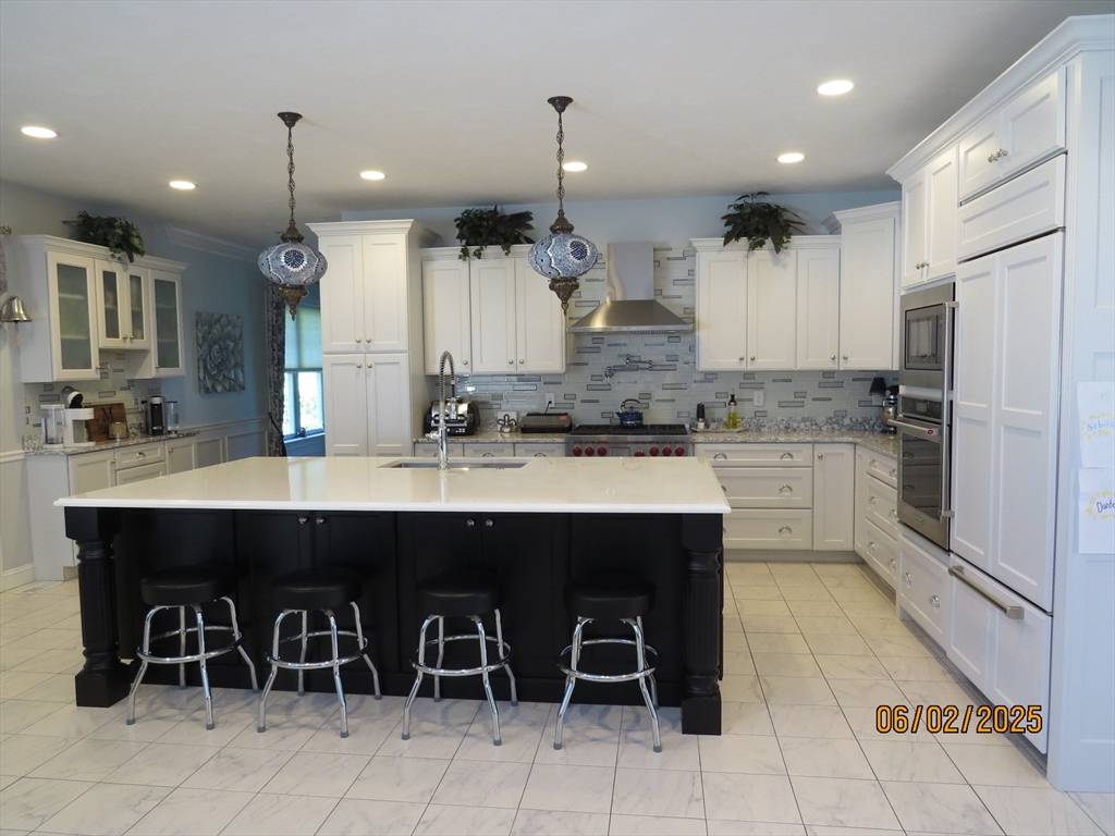 Tewksbury, MA 01876,71 Frasier Ln