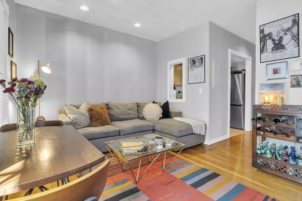 Boston, MA 02116,54 Appleton St. #2