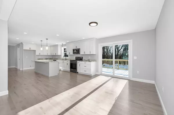 Methuen, MA 01844,59 Baremeadow Street