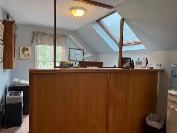 Sudbury, MA 01776,400 Boston Post Road #2F