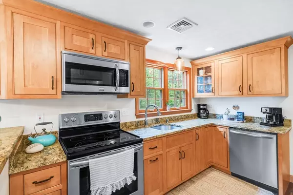 Wrentham, MA 02093,62 Eastside Rd