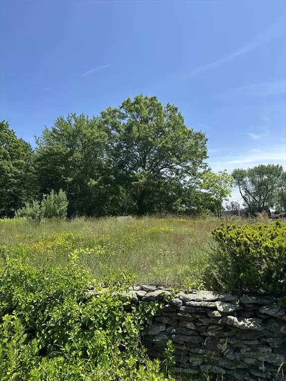 Hanson, MA 02341,80 Phillips St