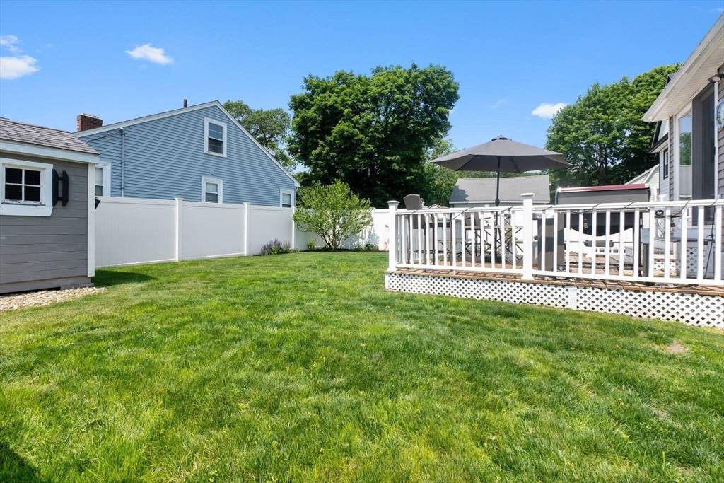 Lynn, MA 01904,10 Saunders Rd