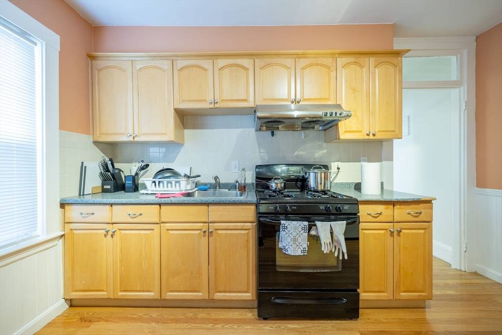 Boston, MA 02134,99 Glenville Ave #3