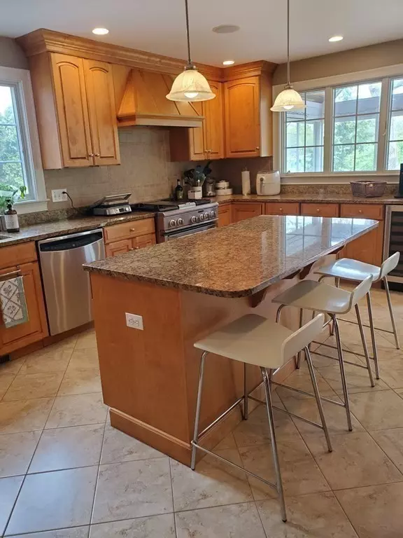 Wellesley, MA 02482,39 Oak #C