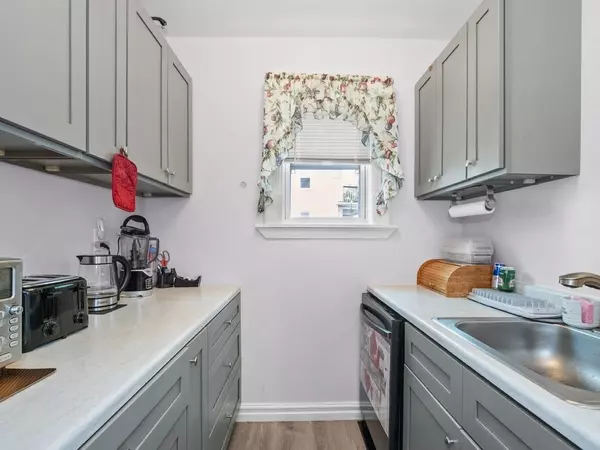 Waltham, MA 02453,210-212 Brown Street