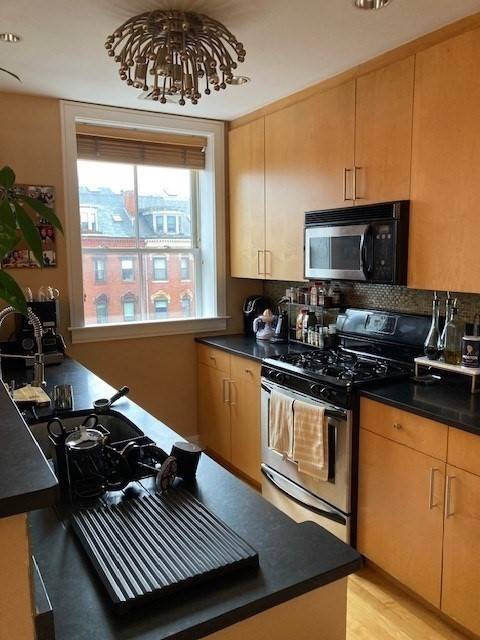 Boston, MA 02118,684 Massachusetts Avenue #4