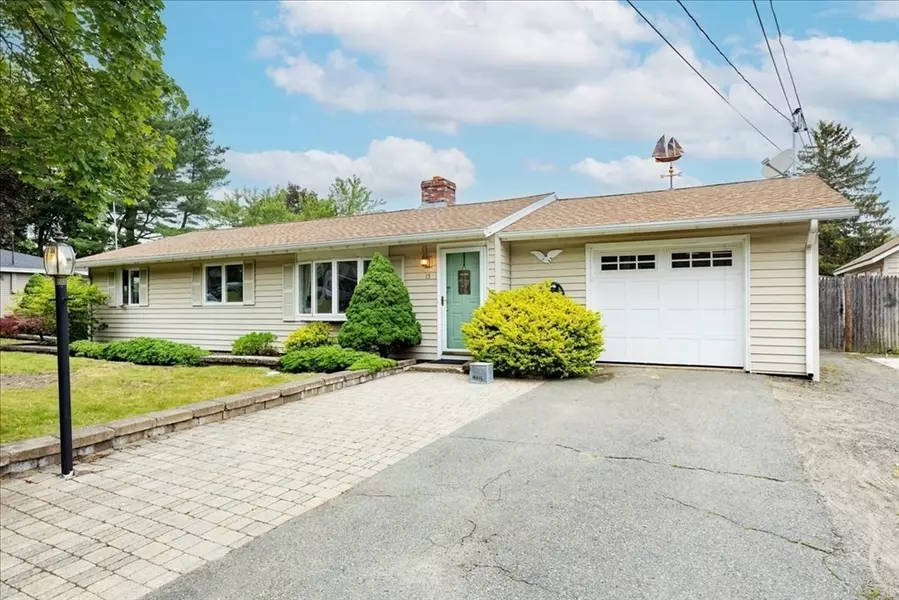 15 Trask Road, Peabody, MA 01960