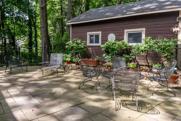 Wellesley, MA 02482,71 Curve #71