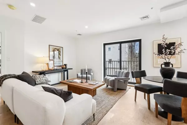 Boston, MA 02127,236-256 Dorchester Street #201