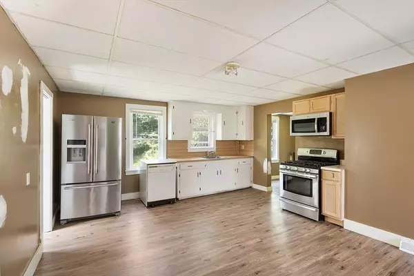 Winchendon, MA 01475,436 Maple Street