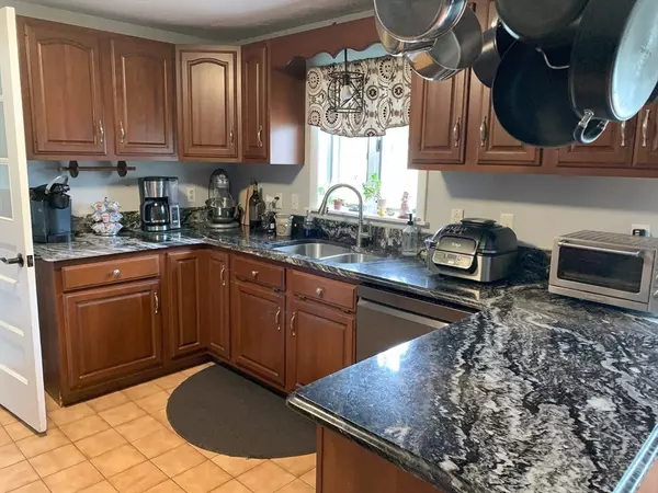 Southbridge, MA 01550,77 Westwood Pkwy