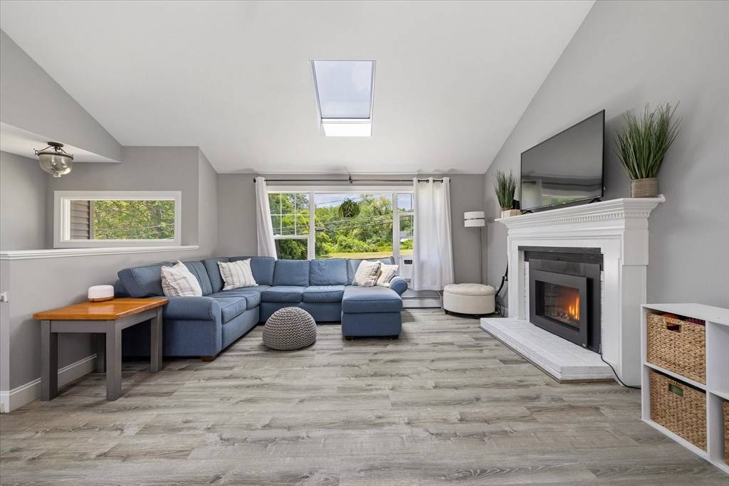 Dudley, MA 01571,269 Dudley Southbridge Rd