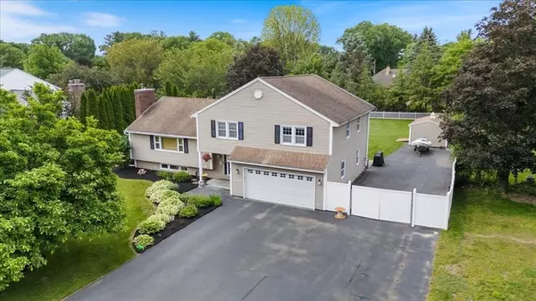 75 Cox Lane, Methuen, MA 01844