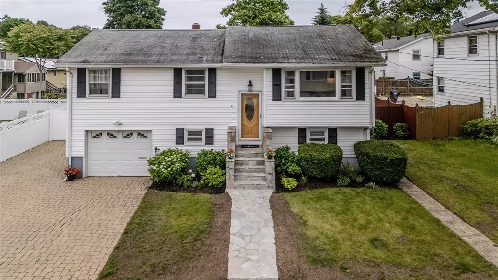 Salem, MA 01970,4 Witchcraft Rd