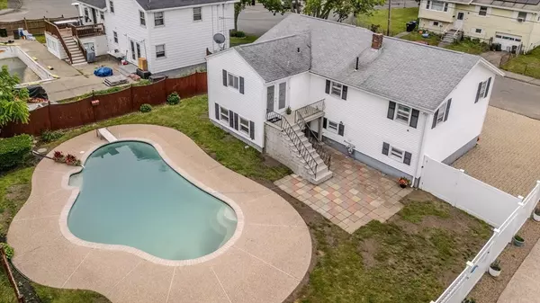 Salem, MA 01970,4 Witchcraft Rd