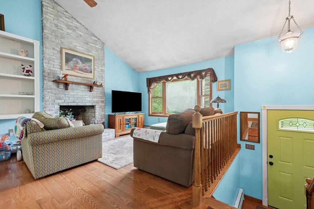Hudson, MA 01749,7 Old North Rd