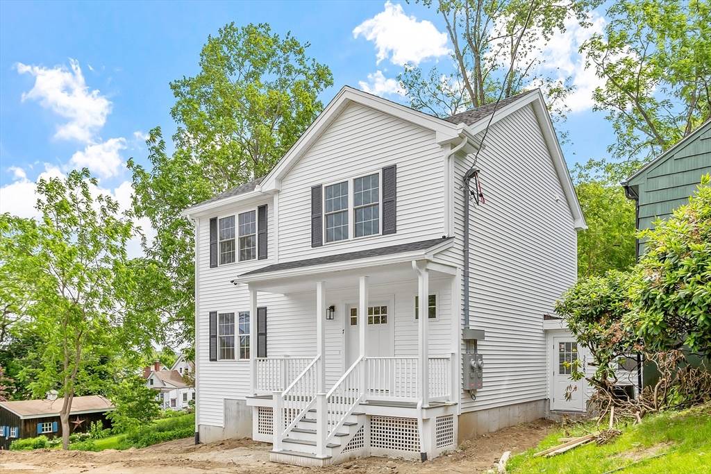 Haverhill, MA 01835,7 South Porter St #7