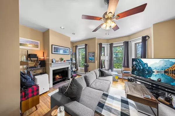Boston, MA 02129,397 Main St #4