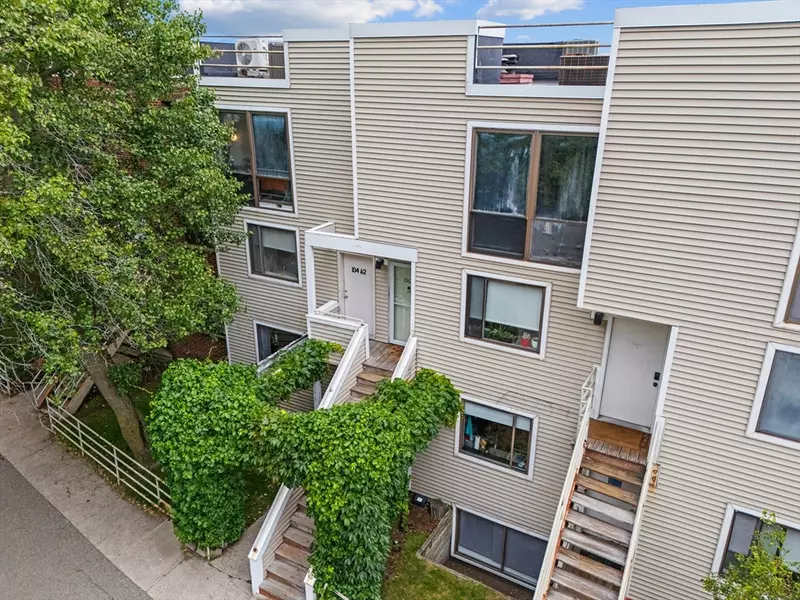 194-A Allston St #2, Boston, MA 02134
