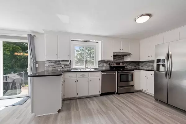 Andover, MA 01810,1 Beech Circle