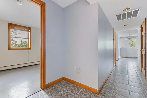 Revere, MA 02151,120 Savage Street #1